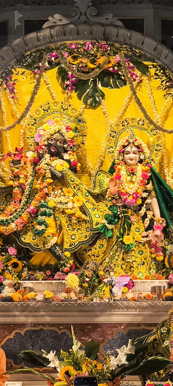 Altare di Radha e Krishna a Villa Vrindavana